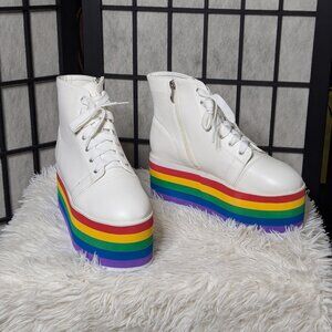 NWB N.Y.L.A. White Booties Rainbow Platform US 9